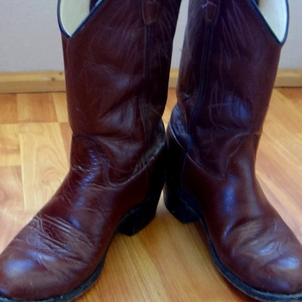 Old West Woman's Brown Cowboy/Western Boots sz 8